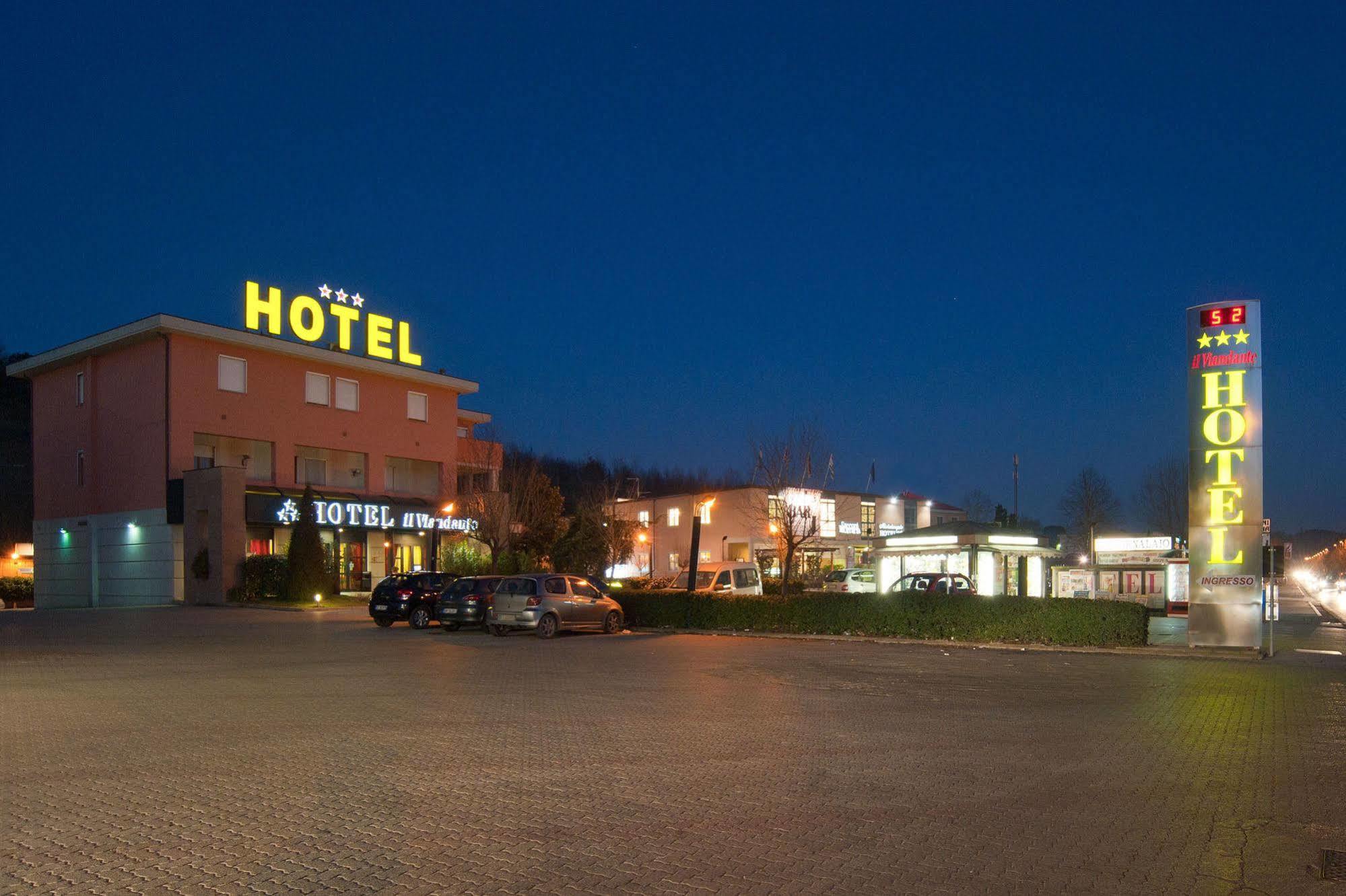 فندق تيرانووفا براتشوليفي  هوتل إل فياندانتي المظهر الخارجي الصورة